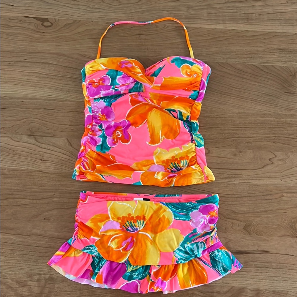 La Blanca Isla del Sol Tankini and Ruffled Swim Skirt Size 6
